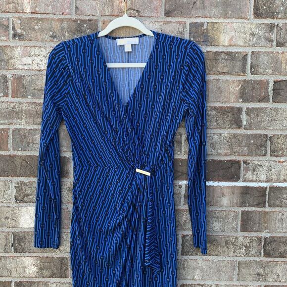 Take 50% OFF- Michael Kors Blue Ribbed Wrap Dress, Size-XS - Picture 2 of 11